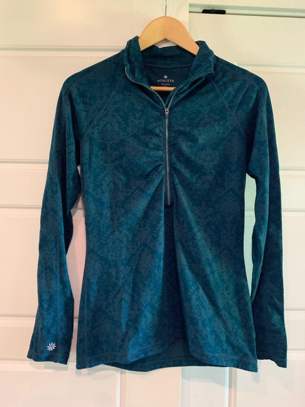 Women’s half-zip Athleta Long-sleeve shirt